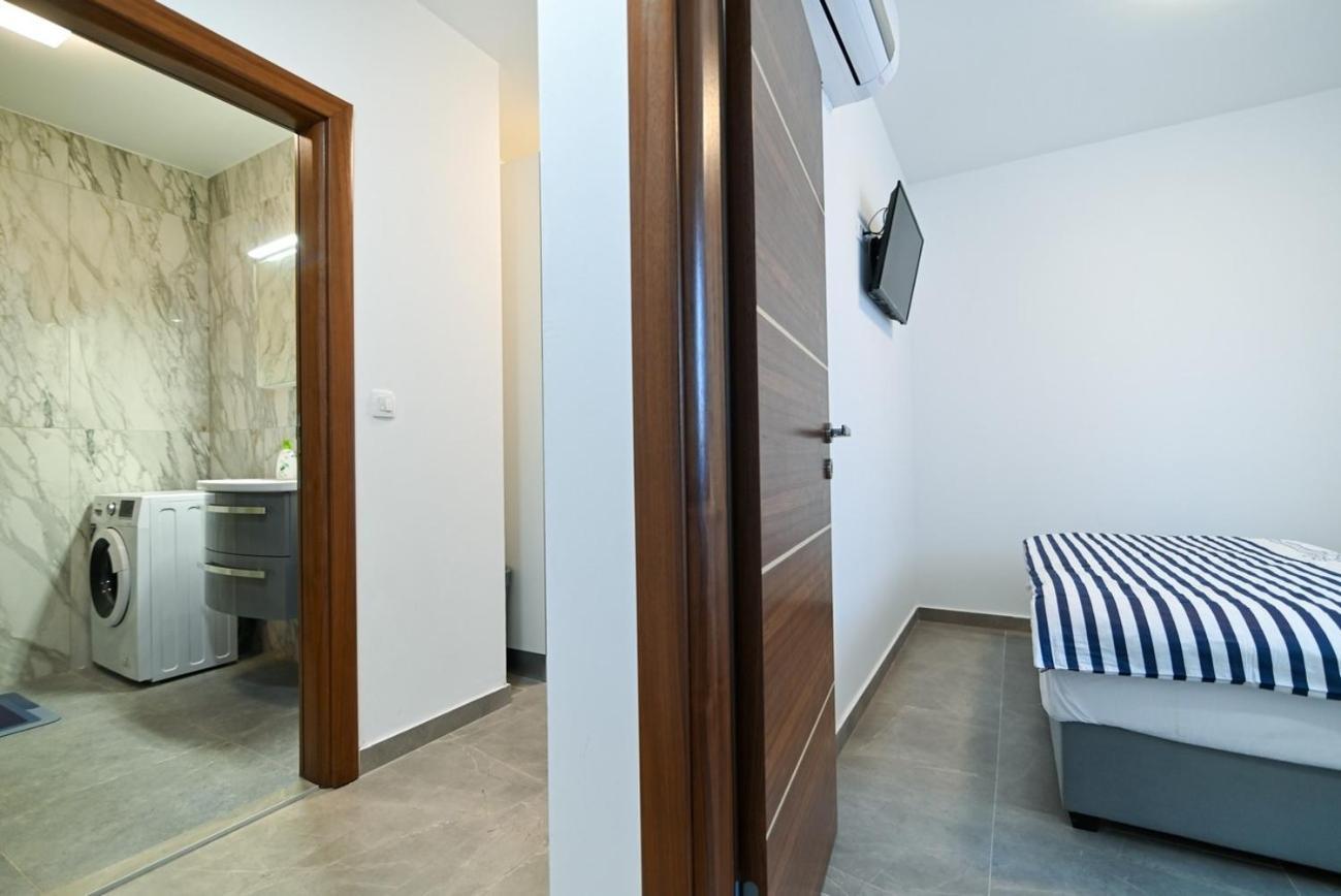 Apartments By The Sea Trogir - 21215 Zimmer foto